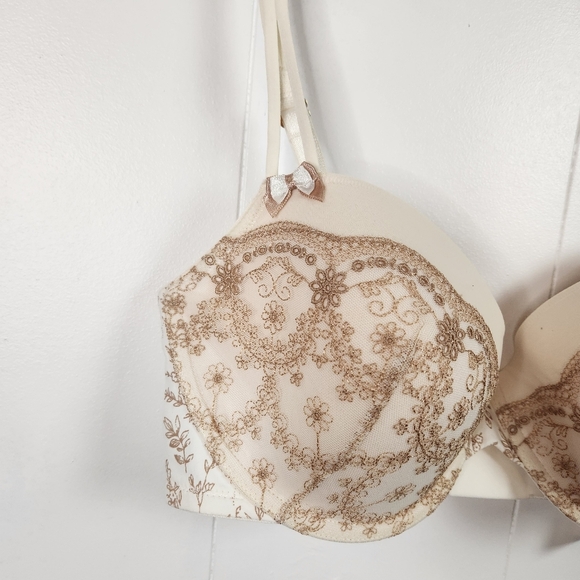 Soma Intimates Lightly Lined Demi Underwire Bra New NWT Gold Lace Beige Size 36D - Picture 3 of 7